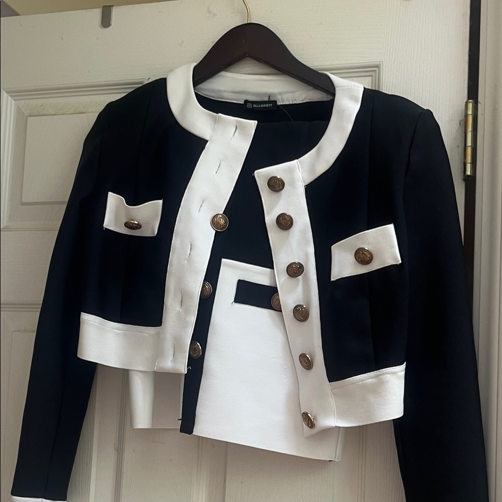 Chic Black and White Women's Blazer